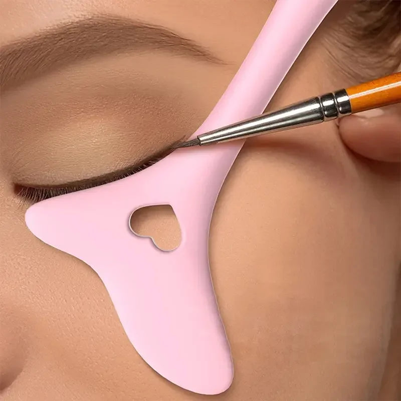 Silicone Eyeliner Auxiliary Makeup Tool - Healyno